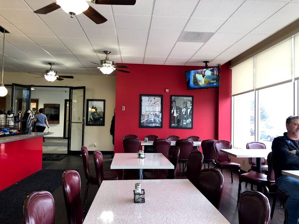 Cafe 17 | cafe | Independence Tower, 5755 Granger Rd #110, Cleveland, OH 44131, USA | 2163314089 OR +1 216-331-4089