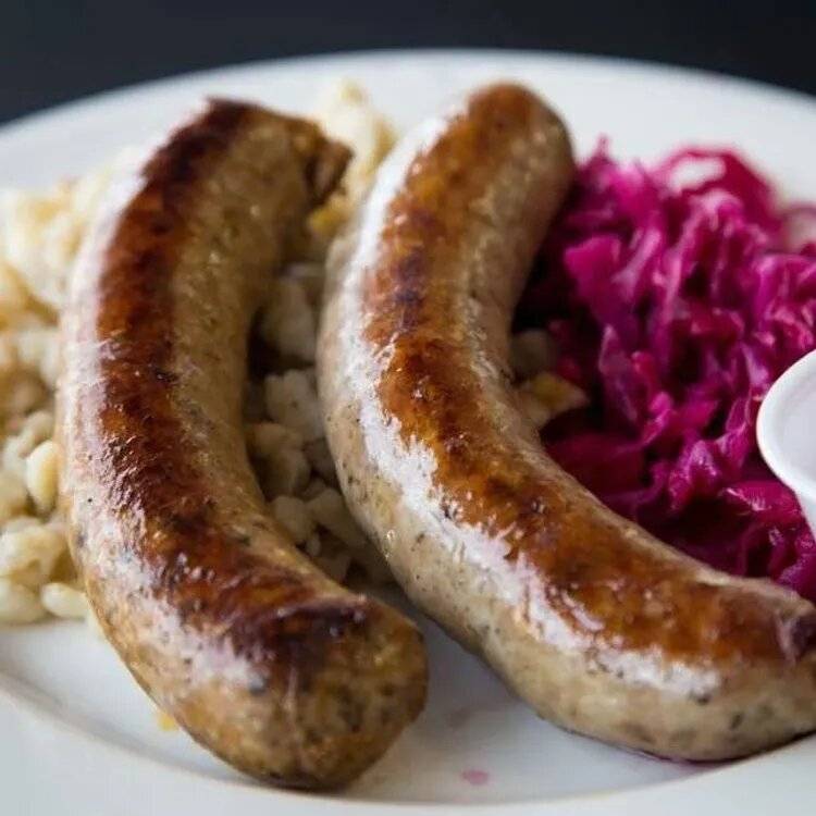 Chau Haus Kalamazoo | restaurant | 7000 Stadium Dr, Kalamazoo, MI 49009, USA | 2693536620 OR +1 269-353-6620