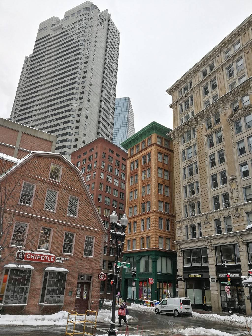 Chipotle Mexican Grill | restaurant | 283 Washington St, Boston, MA 02108, USA | 6179390988 OR +1 617-939-0988