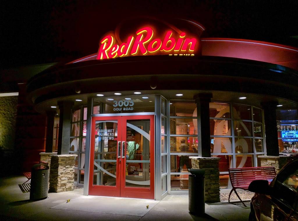 Red Robin Gourmet Burgers and Brews | restaurant | 3005 Golf Rd, Eau Claire, WI 54701, USA | 7158344438 OR +1 715-834-4438