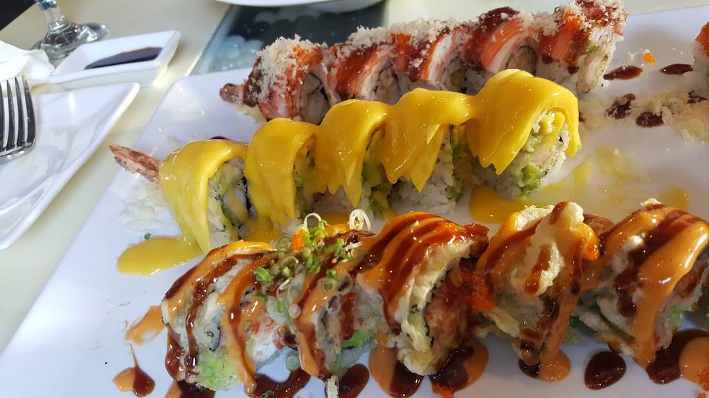 Kawa Japanese | restaurant | 325 W Silver Spring Dr, Milwaukee, WI 53217, USA | 4142495750 OR +1 414-249-5750