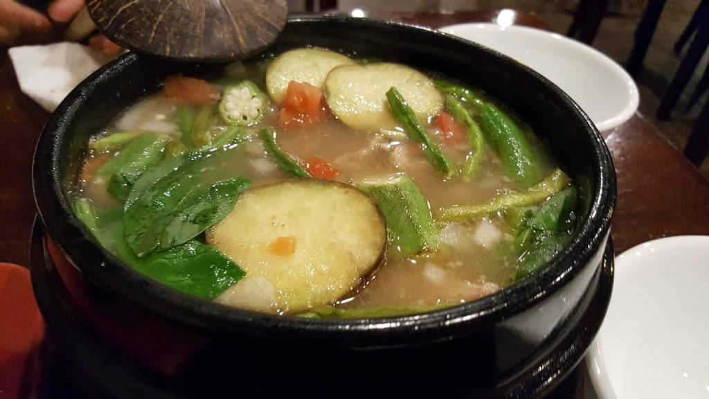 Bahay Kubo | restaurant | 3020 Minnesota Dr # 13, Anchorage, AK 99517, USA | 9078911278 OR +1 907-891-1278