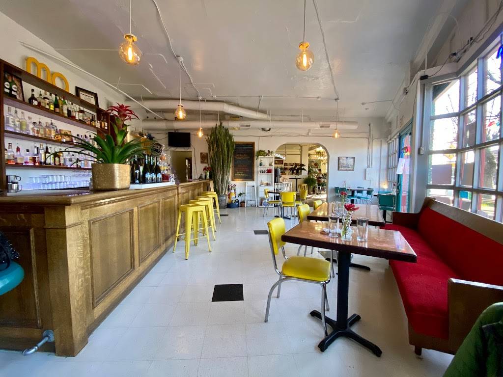 Bar Carlo | restaurant | 6433 SE Foster Rd, Portland, OR 97206, USA | 5037711664 OR +1 503-771-1664