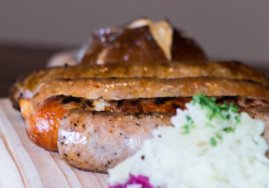 Courthaus Social | restaurant | 2300 Clarendon Blvd, Arlington, VA 22201, USA | 7032434900 OR +1 703-243-4900