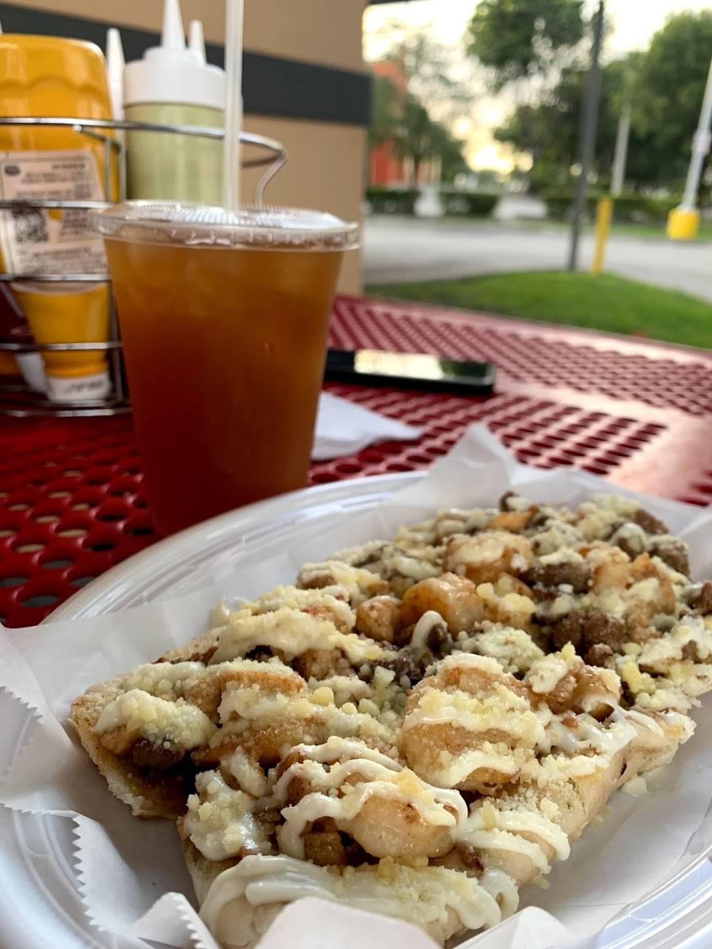 Kamalunch | restaurant | 10201 NW 116th Way, Medley, FL 33178, USA | 7862461524 OR +1 786-246-1524