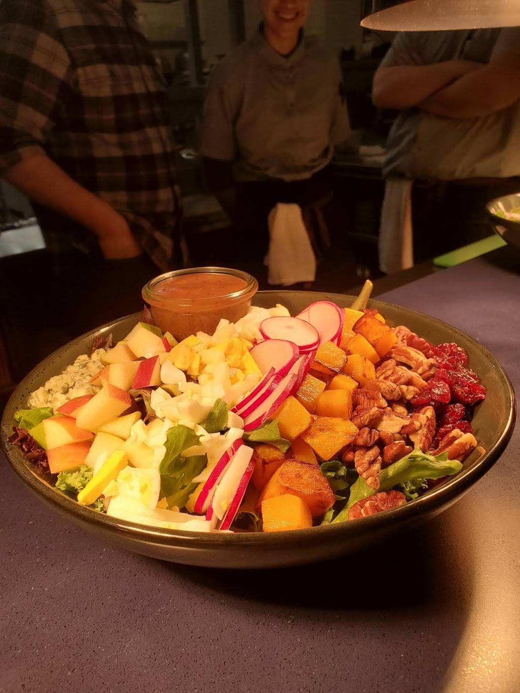 Sewickley Tavern | restaurant | 409 Beaver St, Sewickley, PA 15143, USA | 4123562332 OR +1 412-356-2332