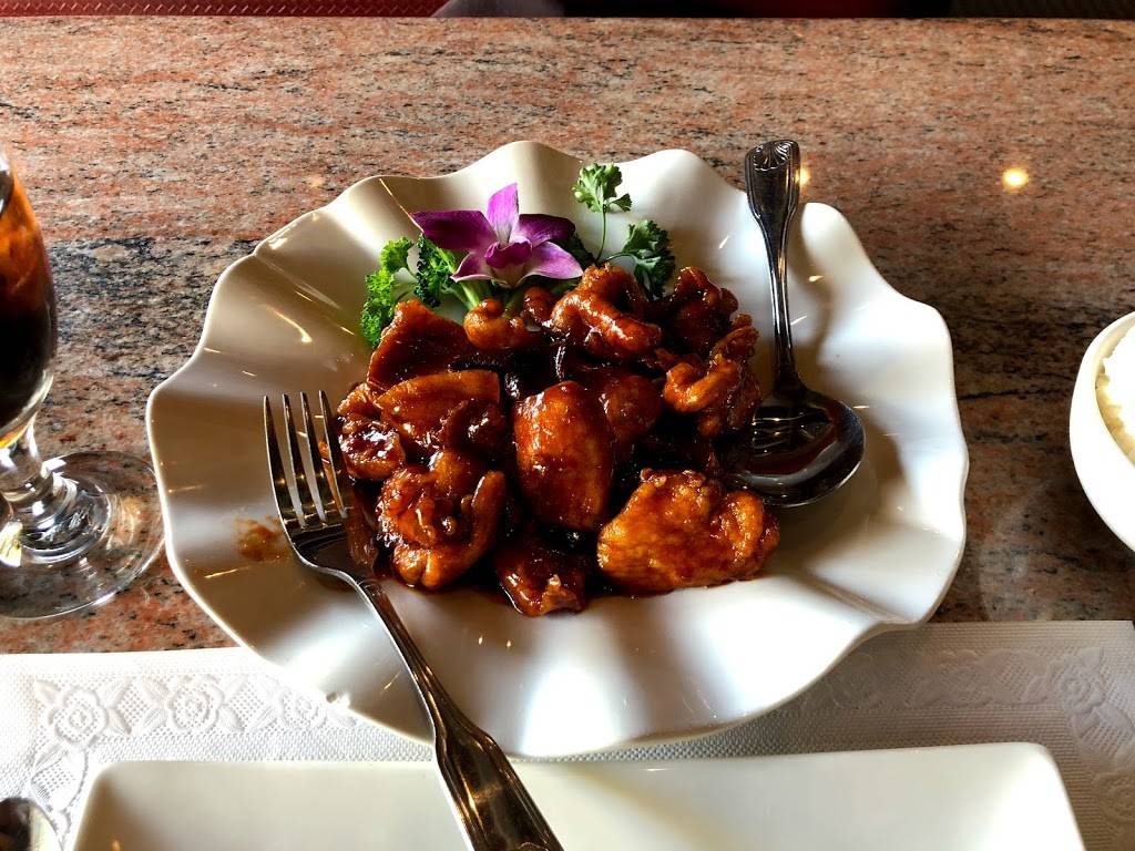 Monark Asian Bistro | restaurant | 5225 Canyon Crest Dr #64, Riverside, CA 92507, USA | 9516831073 OR +1 951-683-1073