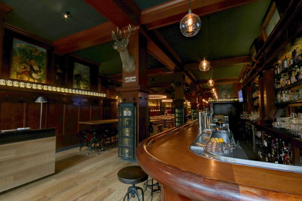 Schroeders | restaurant | 240 Front St, San Francisco, CA 94111, USA | 4154214778 OR +1 415-421-4778