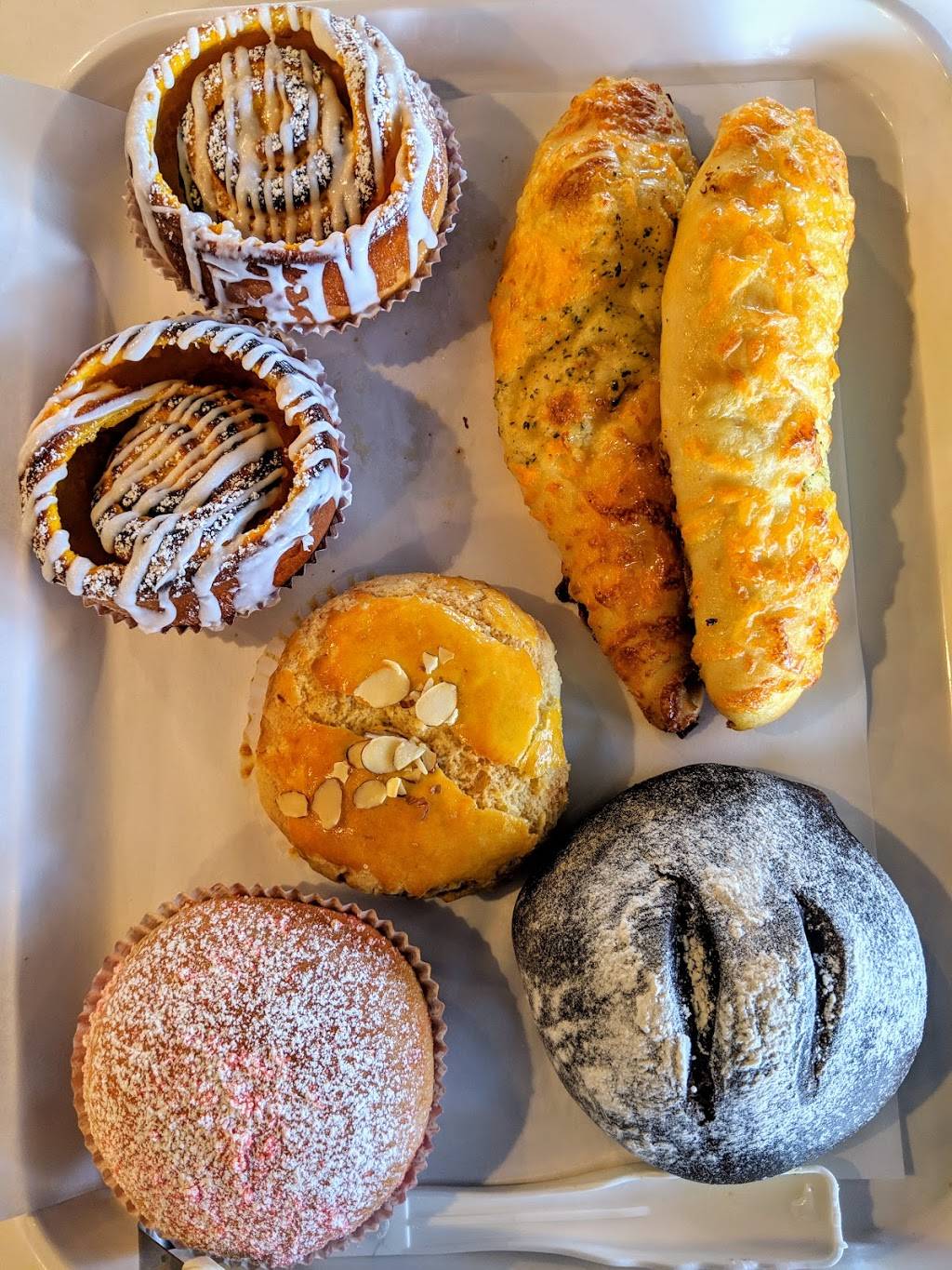 85C Bakery Cafe - Milpitas | bakery | 672 Barber Ln, Milpitas, CA 95035, USA | 4084328585 OR +1 408-432-8585