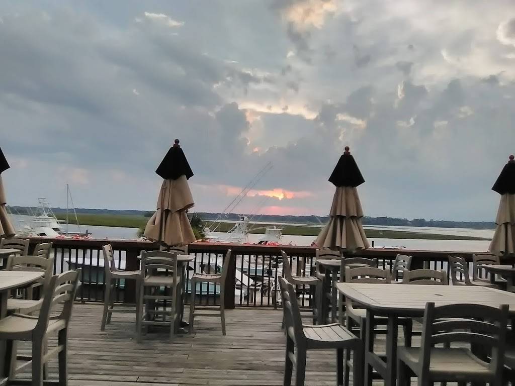 Salty Dog Cafe Bohicket | restaurant | 1882 Andell Bluff Blvd, Johns Island, SC 29455, USA | 8439527335 OR +1 843-952-7335