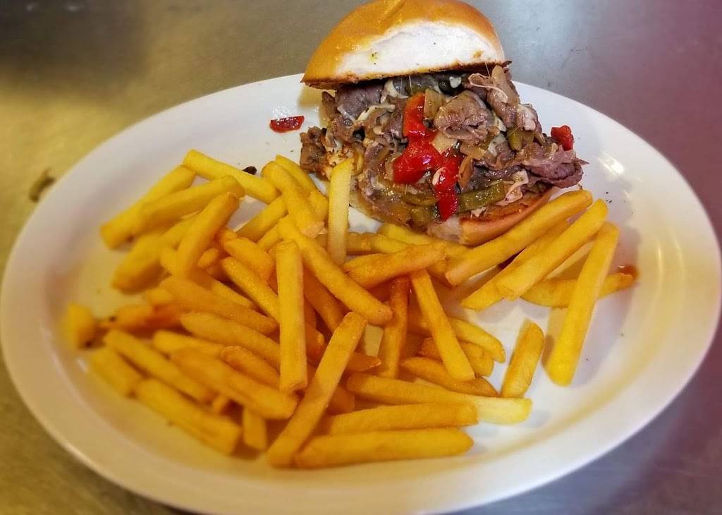 Luccas Pizza | restaurant | 122 N Main St, Herkimer, NY 13350, USA | 3152195558 OR +1 315-219-5558