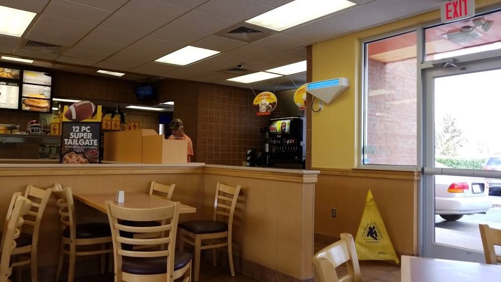 Bojangles Famous Chicken n Biscuits | restaurant | 2263 Memorial Blvd, Murfreesboro, TN 37129, USA | 6159075705 OR +1 615-907-5705