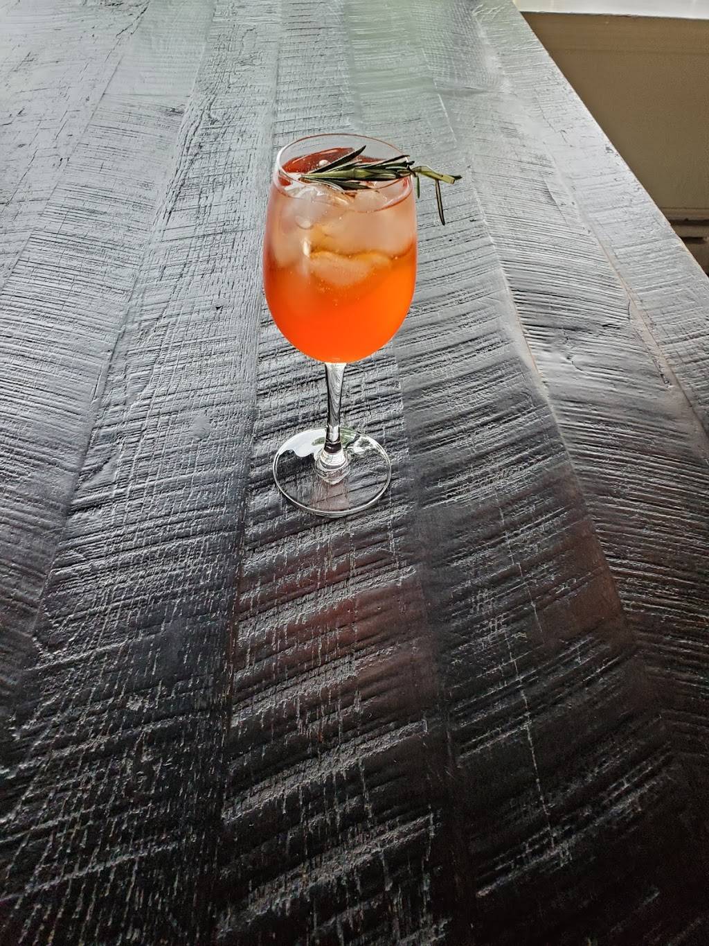 4th & Cherry | restaurant | 59 Washington St, Weymouth, MA 02188, USA | 7816604222 OR +1 781-660-4222