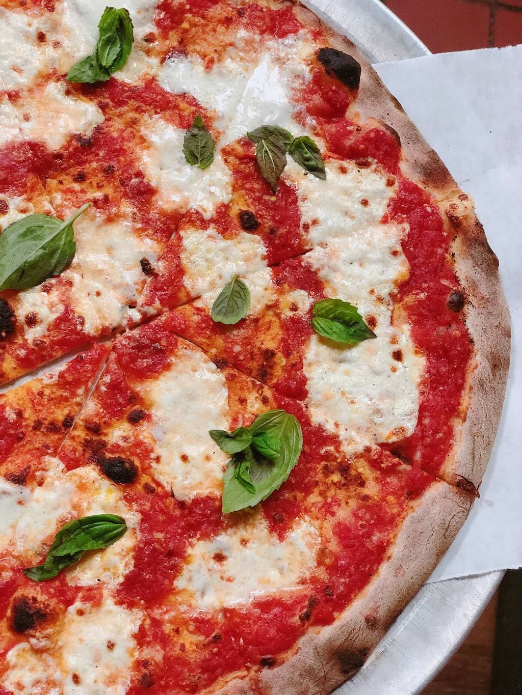 Camilles Wood Fired Pizza | restaurant | 23 Fieldstone Commons, Tolland, CT 06084, USA | 8608966976 OR +1 860-896-6976