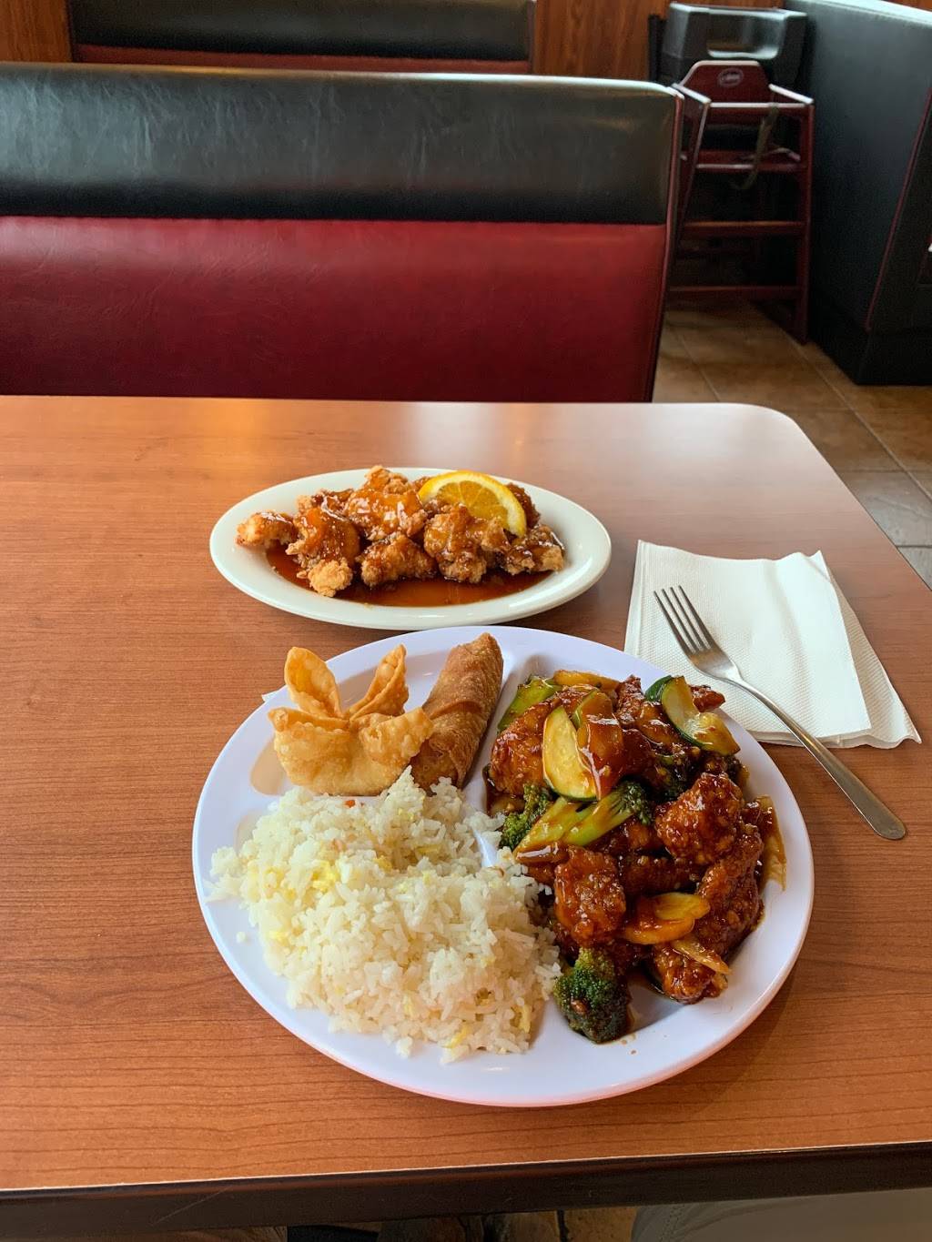 Golden Cuisine | restaurant | 1520 E Battlefield Rd, Springfield, MO 65807, USA | 4178818008 OR +1 417-881-8008