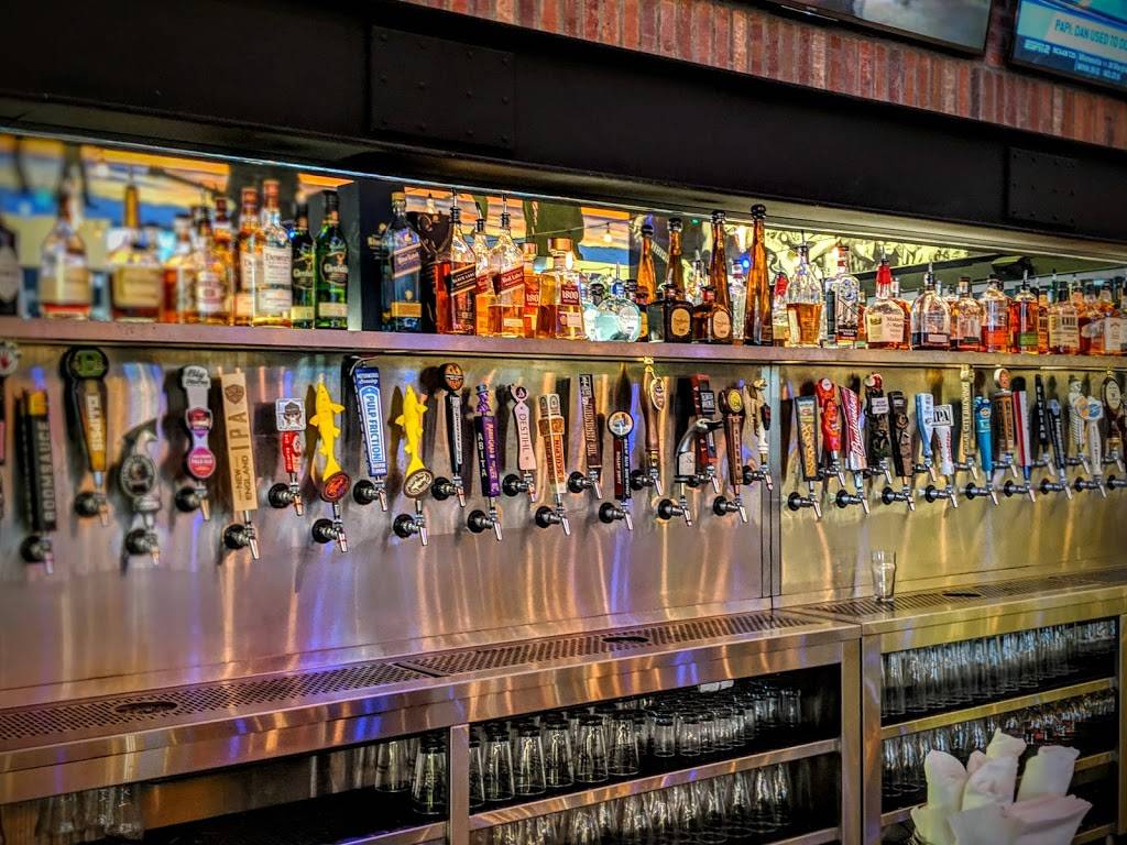 Rock & Brews | restaurant | 6897 S Semoran Blvd, Orlando, FL 32822, USA | 4075129383 OR +1 407-512-9383