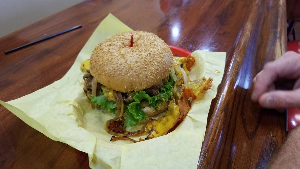 The Squeeze Inn | restaurant | 2742 Naglee Rd, Tracy, CA 95304, USA | 2098337992 OR +1 209-833-7992