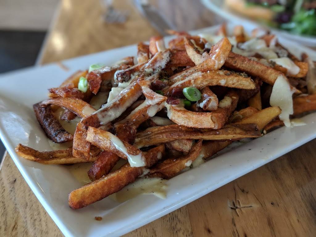 Sala and Betty | restaurant | 5201 Airport Blvd, Austin, TX 78751, USA | 5126450214 OR +1 512-645-0214