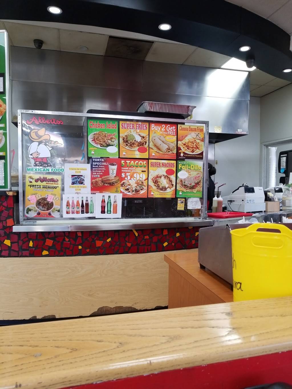 Monicas Mexican Food | restaurant | 2727 S Reservoir St, Pomona, CA 91766, USA | 9096289675 OR +1 909-628-9675