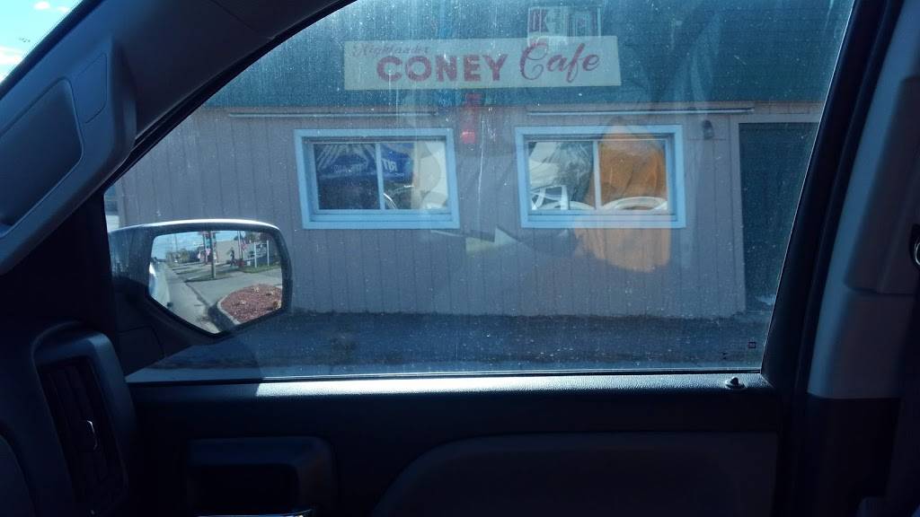 Highlander Coney | restaurant | 4355 Dixie Hwy, Waterford Twp, MI 48329, USA | 2486744879 OR +1 248-674-4879