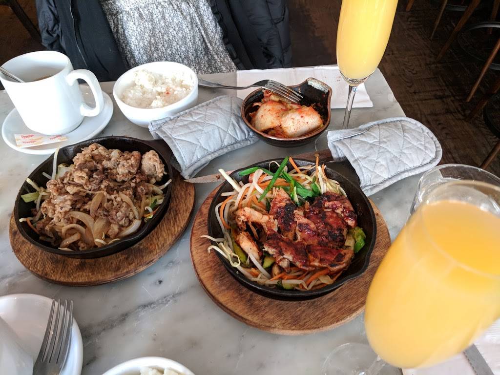 Gomi Korean Wine Bar | restaurant | 186 Avenue A, New York, NY 10009, USA | 6467070707 OR +1 646-707-0707