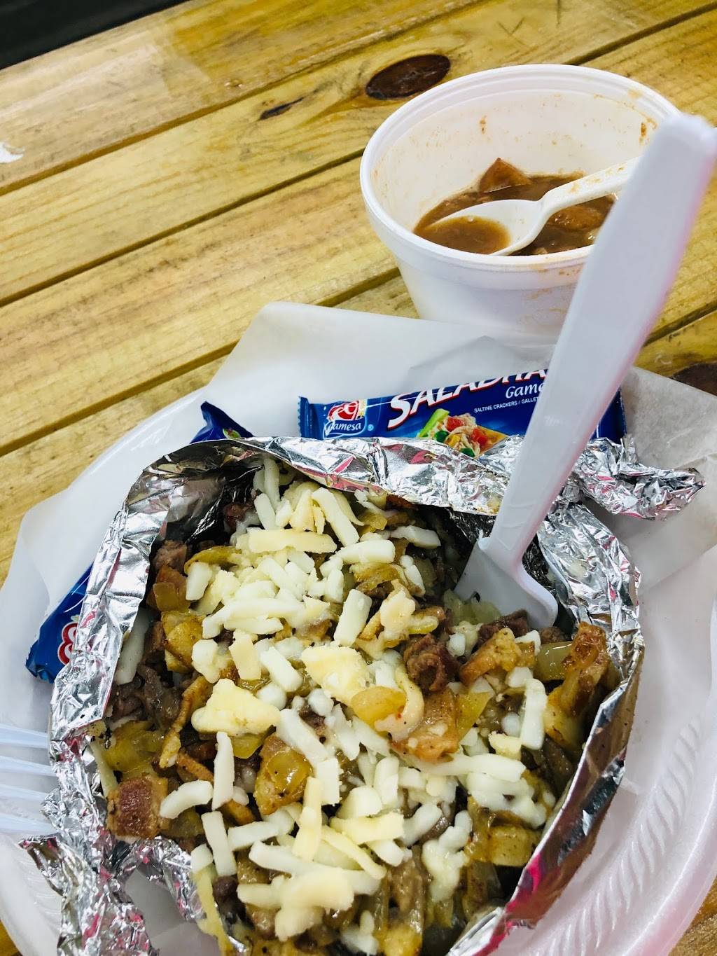 Papas Estilo Regio | restaurant | T C Jester Blvd, Houston, TX 77038, USA | 8326731193 OR +1 832-673-1193