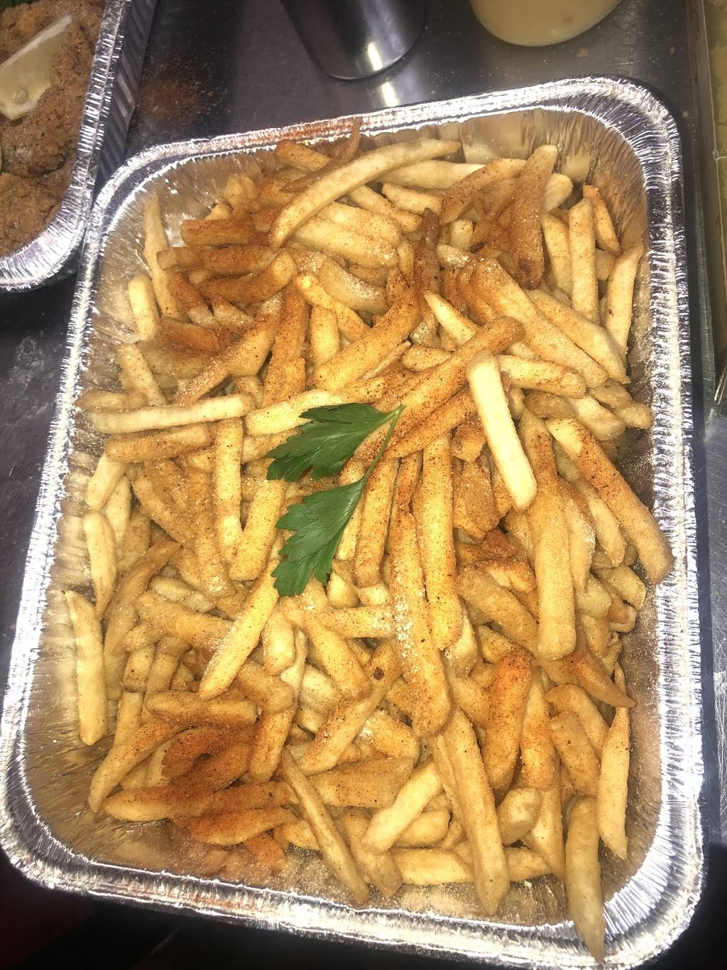 Manhattan Fish & Chicken | restaurant | 20100 Plymouth Rd, Detroit, MI 48228, USA | 3132797500 OR +1 313-279-7500