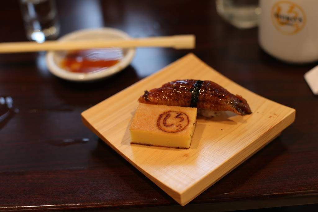 Shiros Sushi | restaurant | 2401 2nd Ave, Seattle, WA 98121, USA | 2064439844 OR +1 206-443-9844