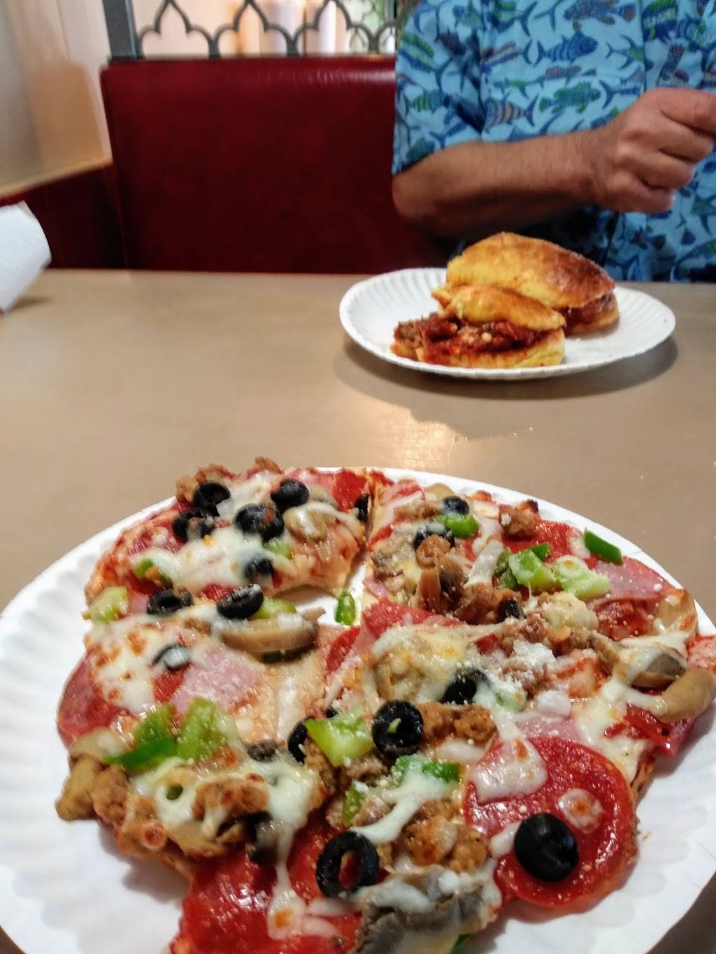 Pasquales Pizza & Pasta | restaurant | 215 Fieldstown Rd, Gardendale, AL 35071, USA | 2056319006 OR +1 205-631-9006