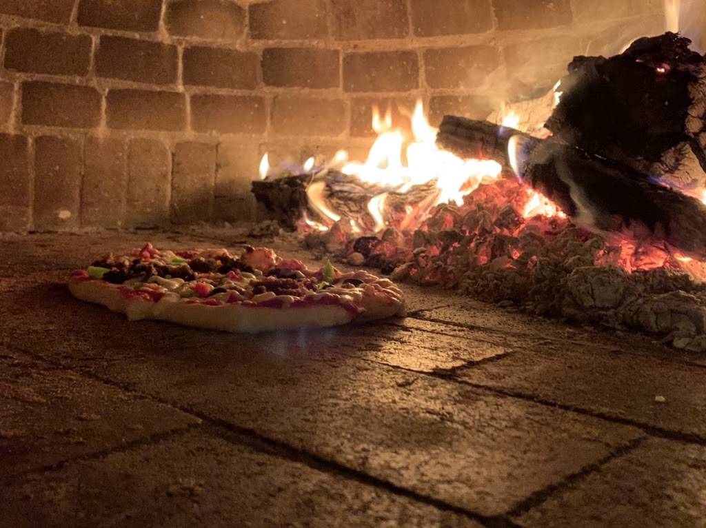 Foxy pizzeria | restaurant | 7822 E Downing St, Mesa, AZ 85207, USA | 6024321303 OR +1 602-432-1303