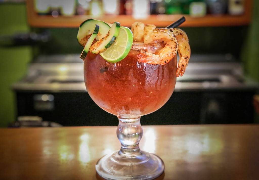 Dos Compadres Taqueria & Bar | restaurant | 3125 McHenry Ave, Modesto, CA 95350, USA | 2093007686 OR +1 209-300-7686