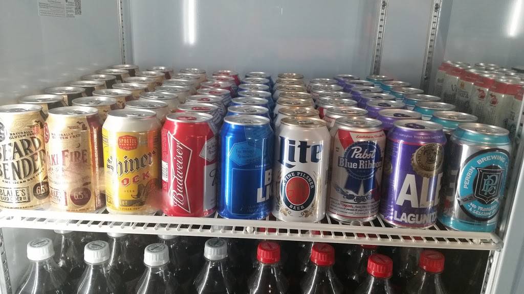 Woodpile BBQ Shack | restaurant | 303 S Main St, Clawson, MI 48017, USA | 2485658149 OR +1 248-565-8149