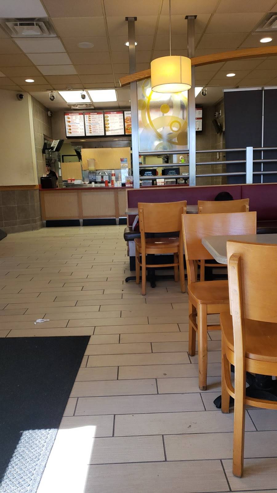 Wendys | restaurant | 359 Turnpike Rd, Southborough, MA 01772, USA | 5084601300 OR +1 508-460-1300