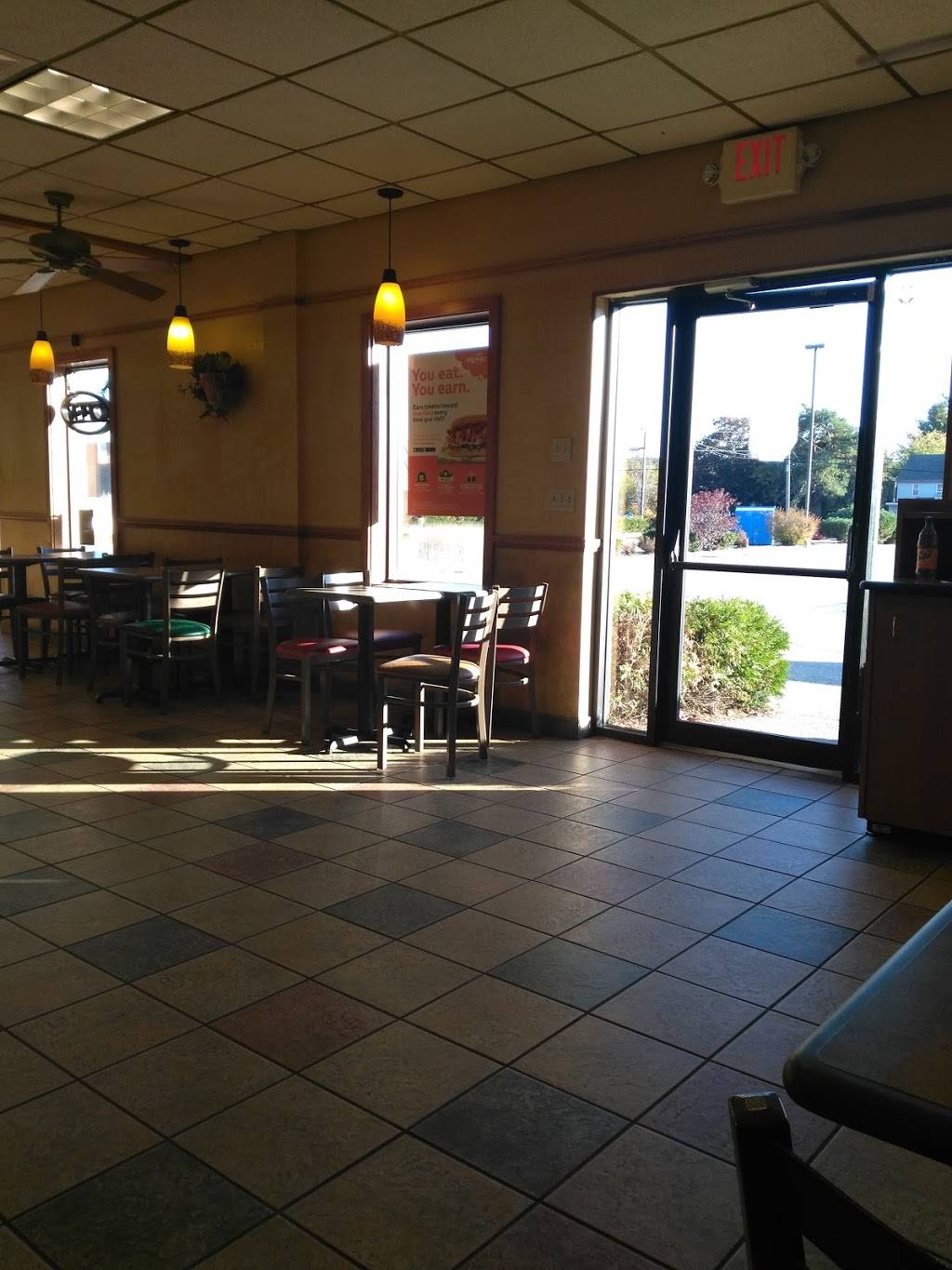 Subway | restaurant | 225 Western Ave, Augusta, ME 04330, USA | 2076221136 OR +1 207-622-1136
