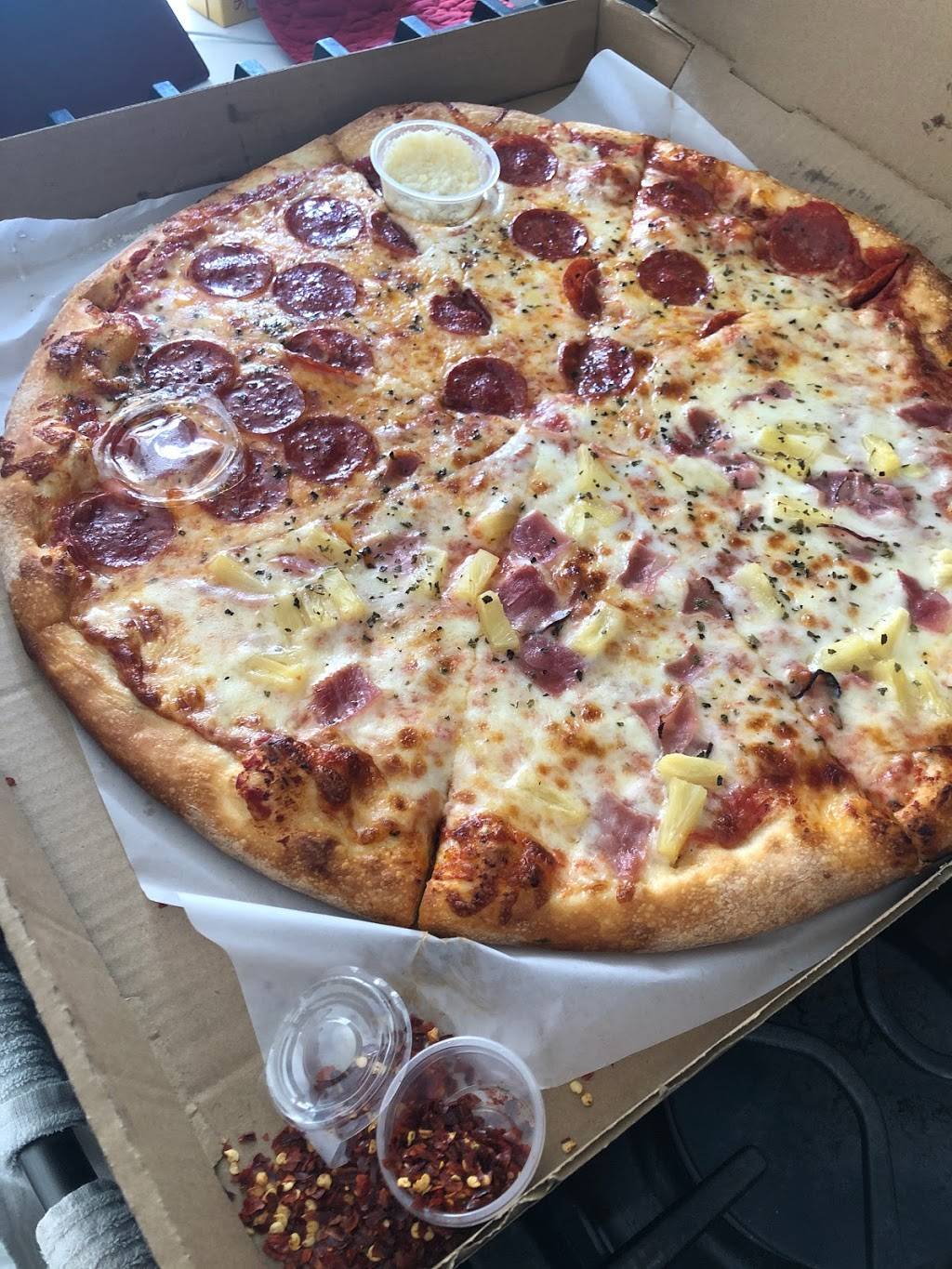 The Porthole Deli and Pizza | restaurant | 2223 S Pacific Ave, San Pedro, CA 90731, USA | 3105486809 OR +1 310-548-6809