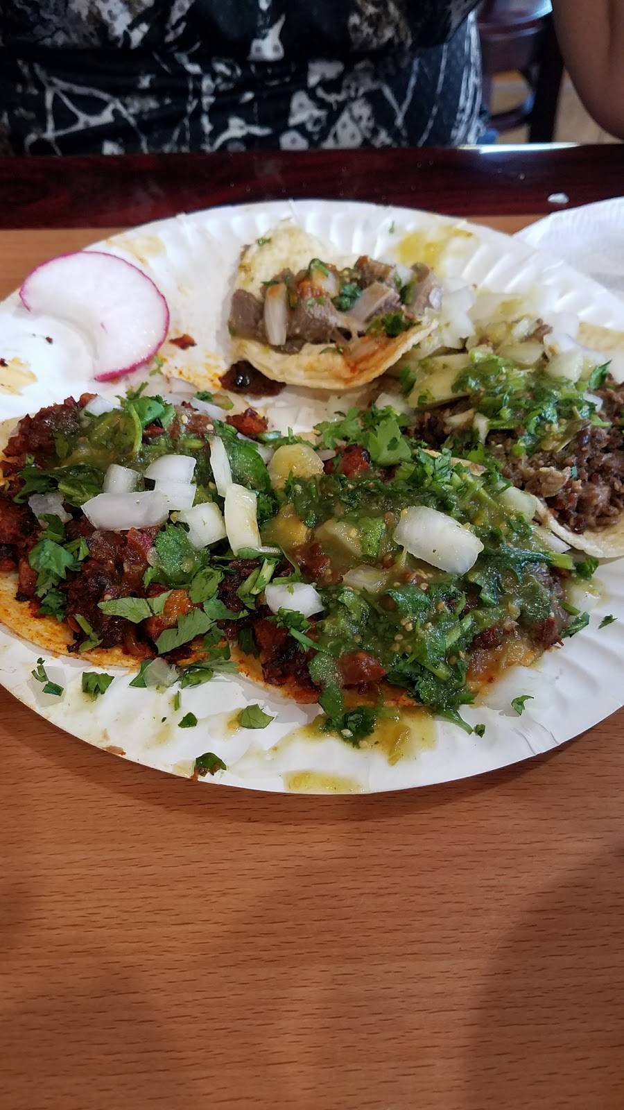Vics Tacos | restaurant | 10731 La Mirada Blvd, Whittier, CA 90604, USA | 5629410408 OR +1 562-941-0408