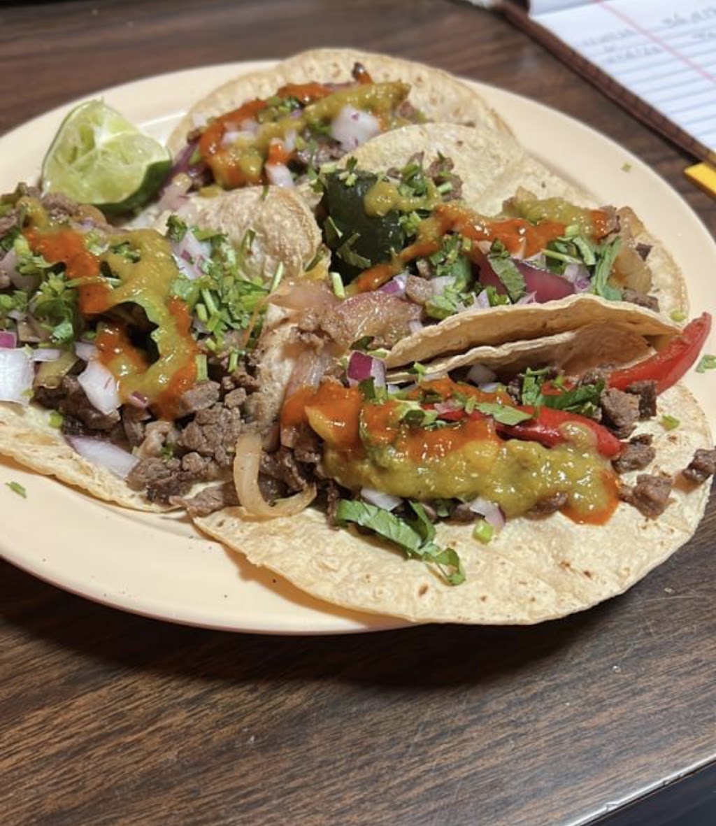 Almolonga Restaurant | restaurant | 106 Thomas Ave, Boaz, AL 35957, USA | 2565930265 OR +1 256-593-0265