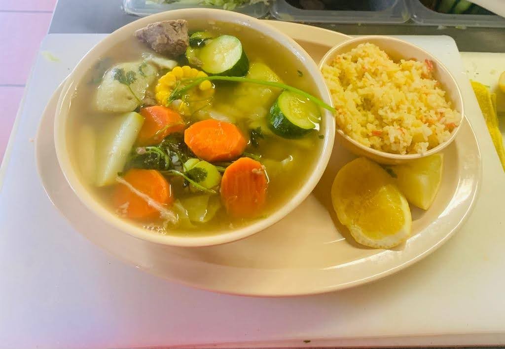 El Nuevo Guanaquito #2 Restaurante y Pupuseria | restaurant | 9220 S Western Ave, Los Angeles, CA 90047, USA | 3234550241 OR +1 323-455-0241