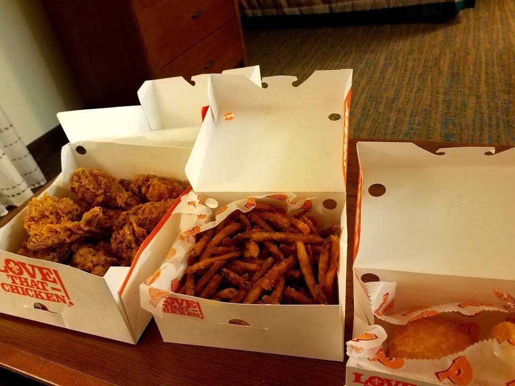 Popeyes Louisiana Kitchen | restaurant | 120 E Central Texas Expy, Harker Heights, TX 76548, USA | 2546807711 OR +1 254-680-7711