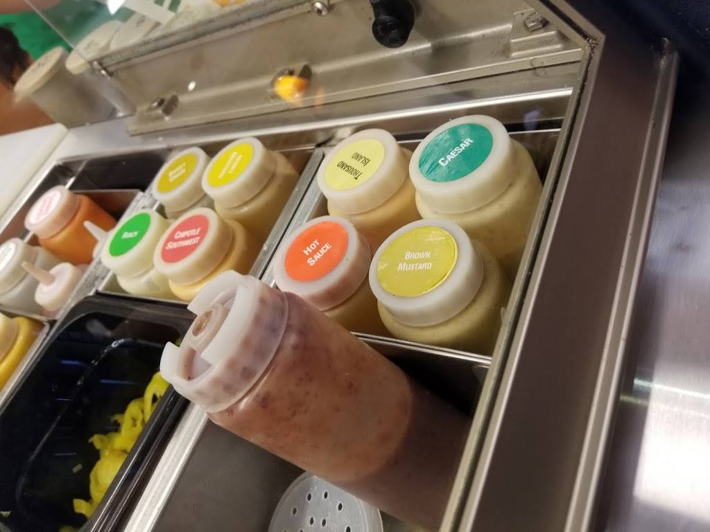 Subway | restaurant | 585 W Nees Ave, Fresno, CA 93711, USA | 5594325178 OR +1 559-432-5178