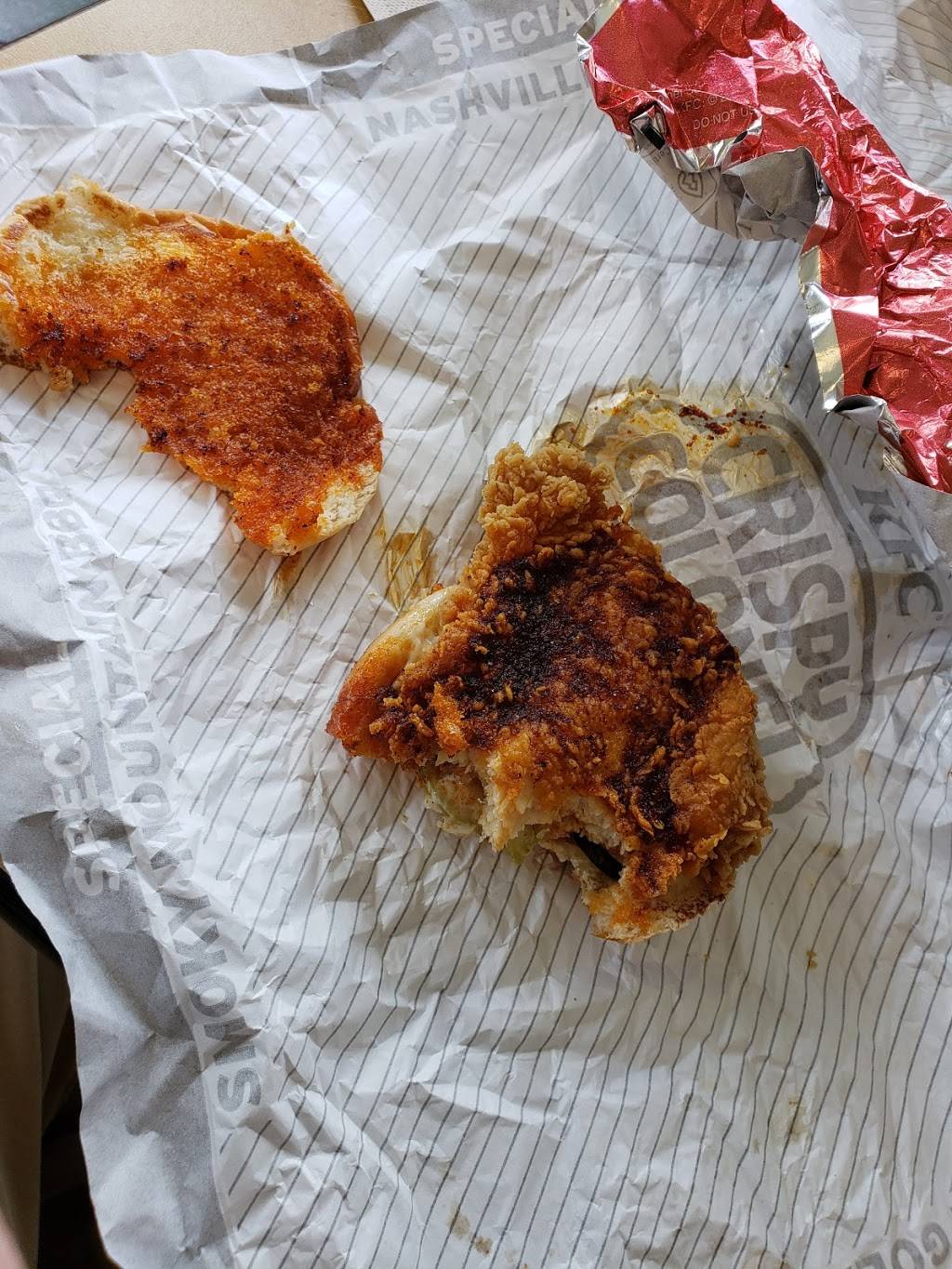 KFC | restaurant | 3175 W 11th Ave, Eugene, OR 97402, USA | 5413454532 OR +1 541-345-4532