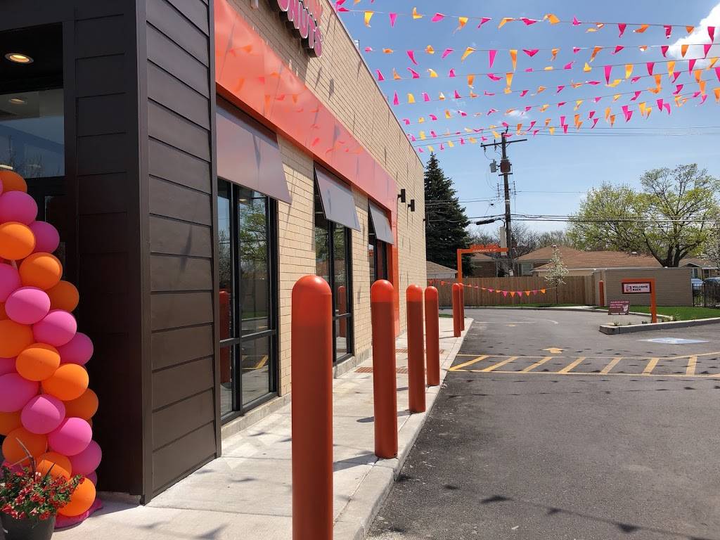 Dunkin Donuts | cafe | 5755 W 63rd St, Chicago, IL 60638, USA | 7735819170 OR +1 773-581-9170