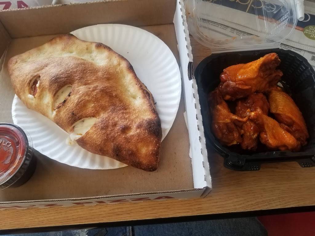 Calz Pizza, Subs, & Wings | restaurant | 8245 Hampton Blvd, Norfolk, VA 23505, USA | 7574233663 OR +1 757-423-3663