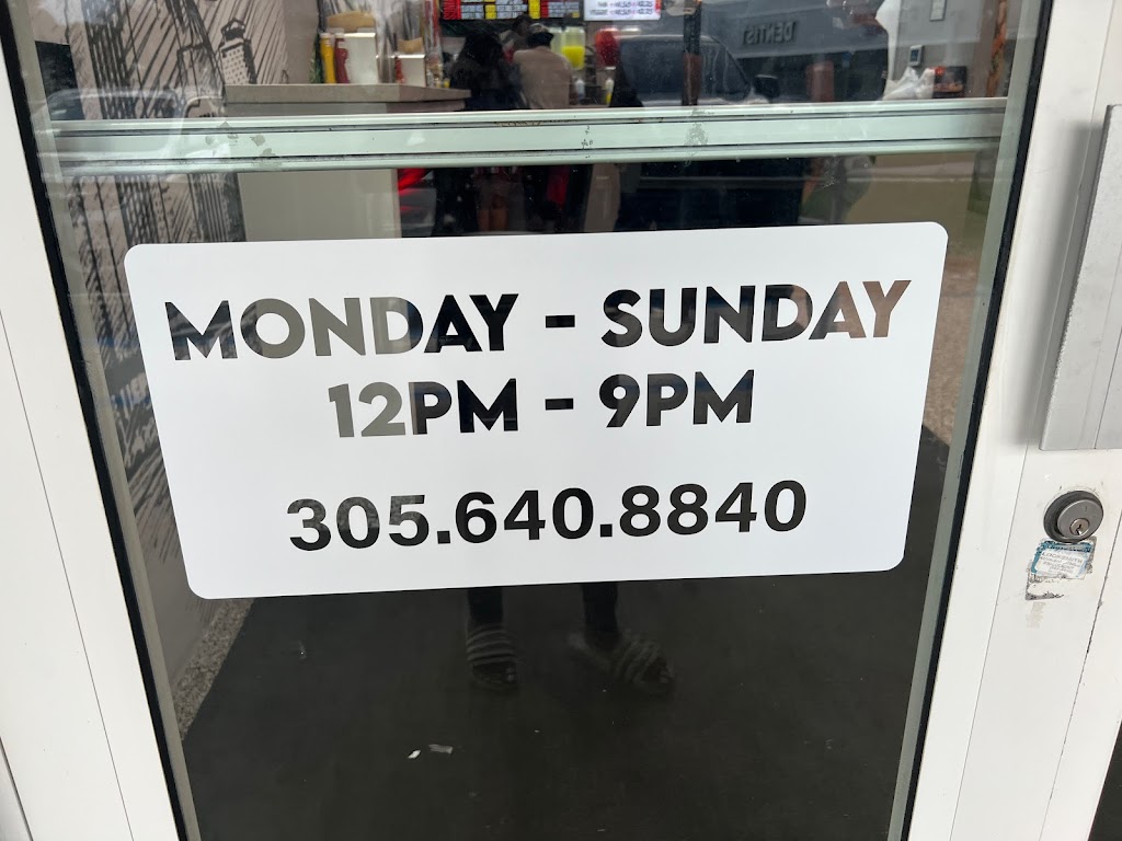 The Licking South Perrine | restaurant | 10918 SW 184th St, Miami, FL 33157, USA | 3056408840 OR +1 305-640-8840