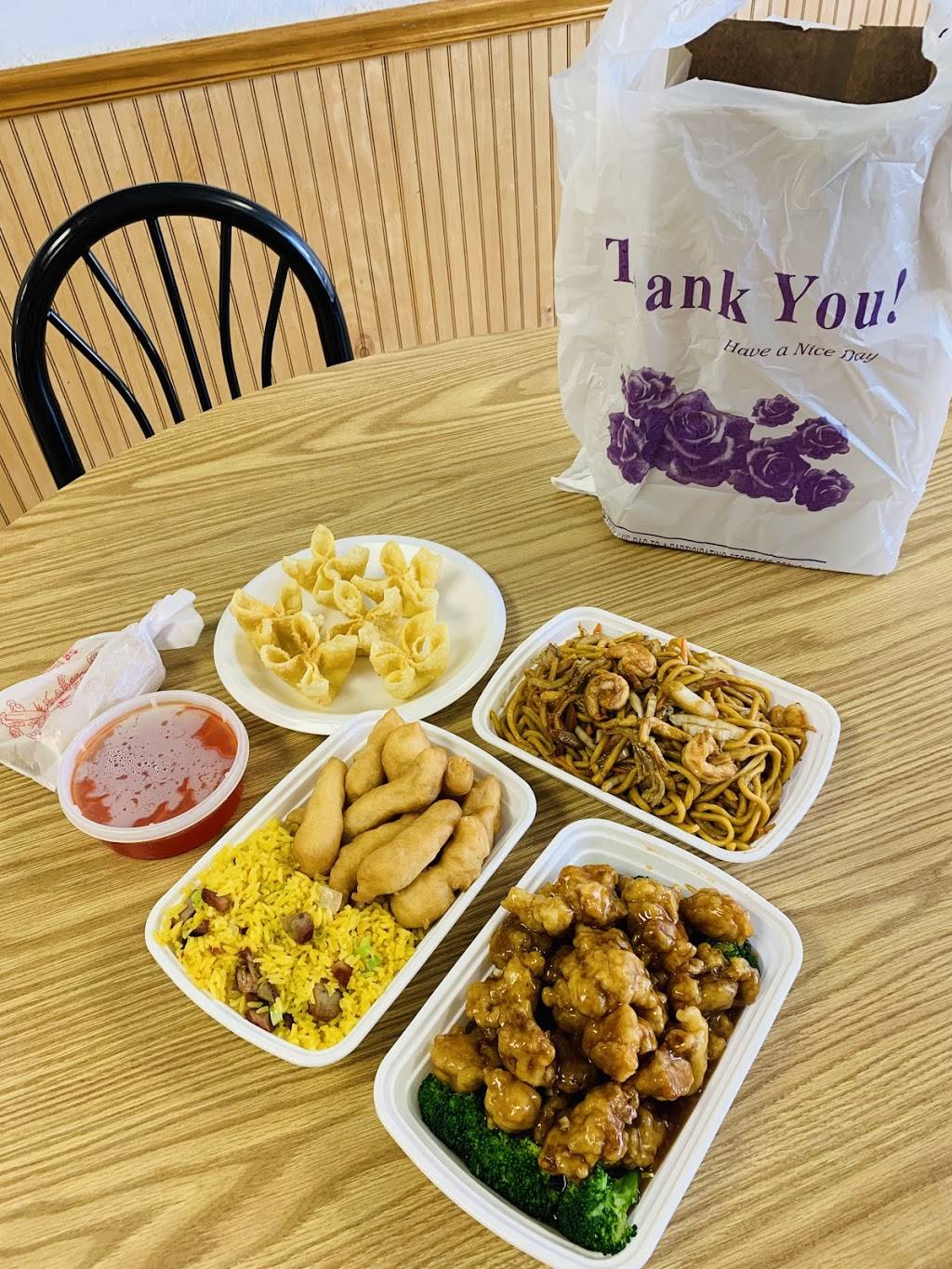 Food King Chinese Restaurant | restaurant | 2764 Main St, Newfane, NY 14108, USA | 7167785888 OR +1 716-778-5888