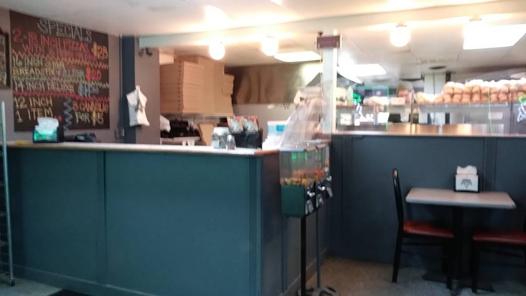 Robertos Pizza | restaurant | 1308 Burton St SW, Wyoming, MI 49509, USA | 6162451800 OR +1 616-245-1800