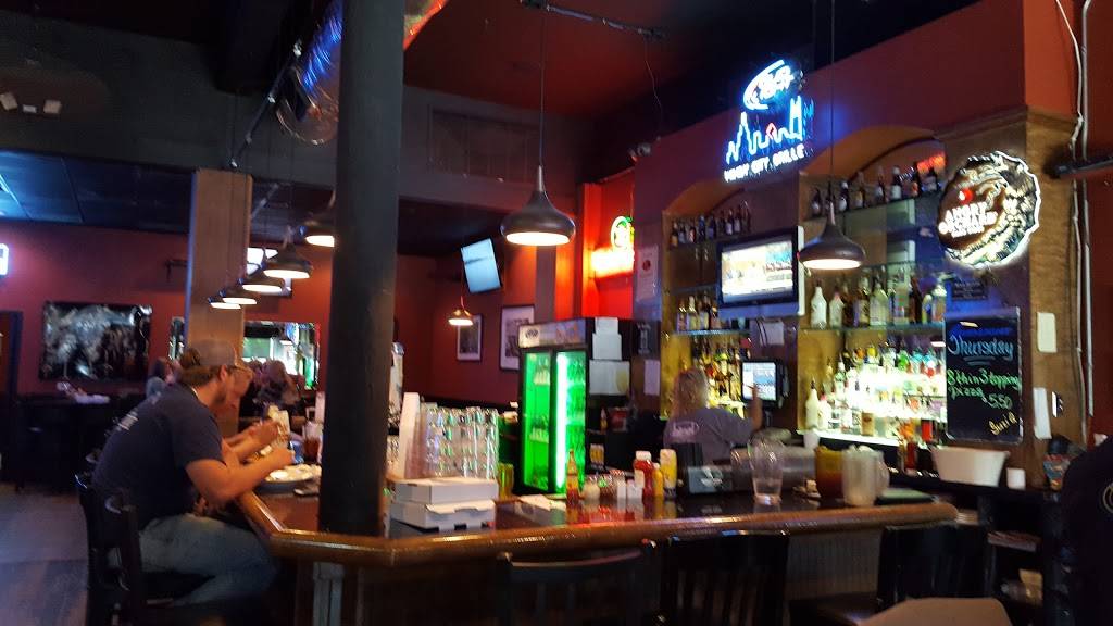 Windy City Grille | restaurant | 330 W Commerce St, Hernando, MS 38632, USA | 6624490331 OR +1 662-449-0331