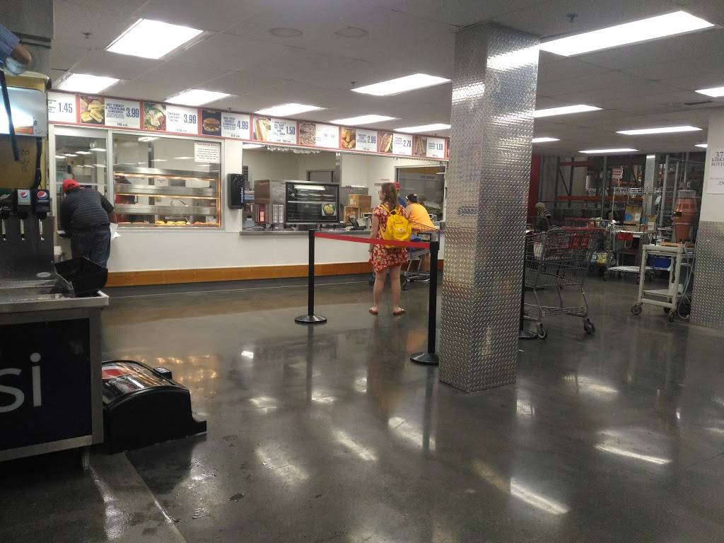Costco Food Court | meal takeaway | 517 E 117th St, New York, NY 10035, USA | 2128965873 OR +1 212-896-5873