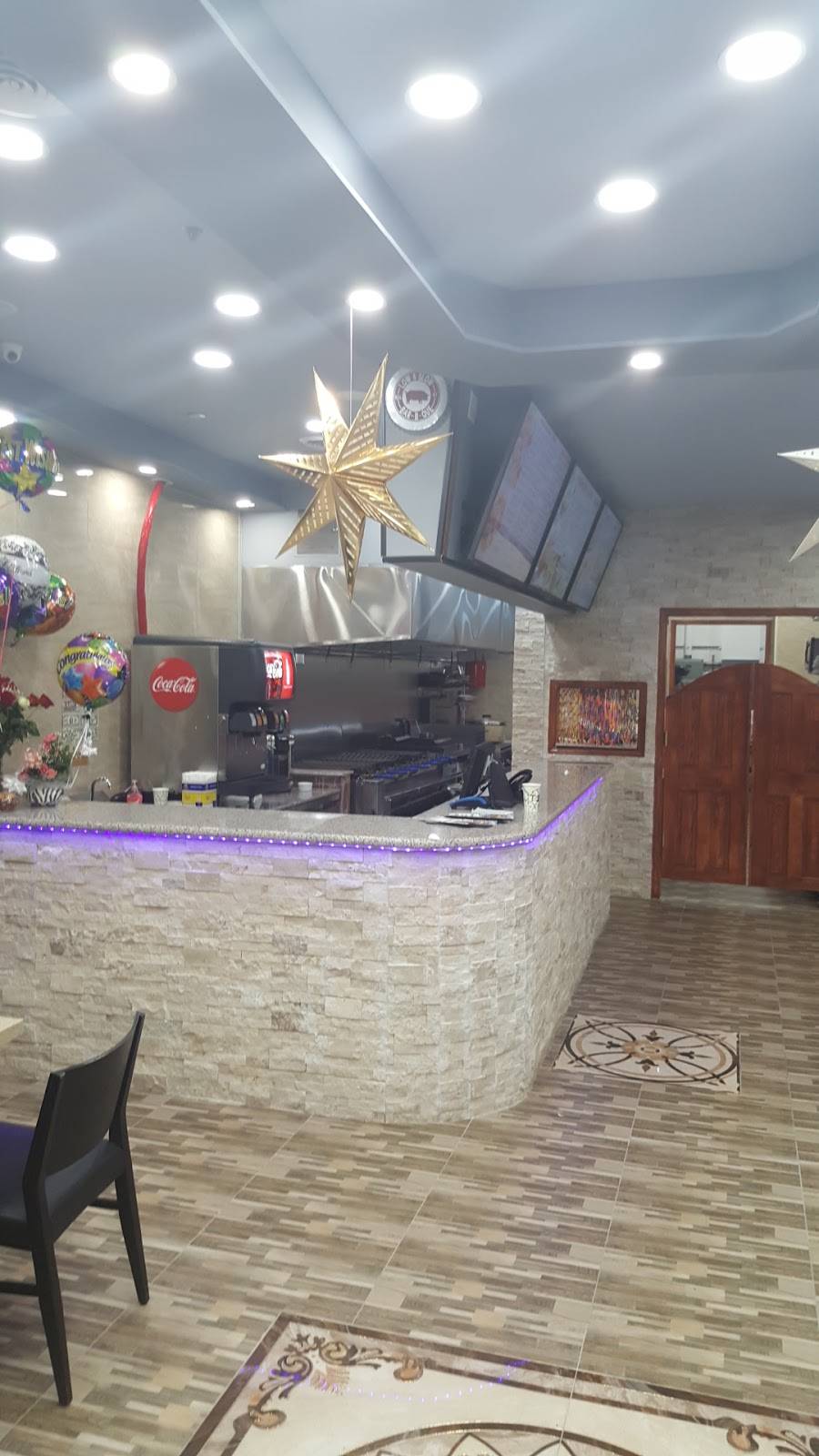 charcoal bbq | restaurant | 1351 Forest Ave, Staten Island, NY 10302, USA | 7183559060 OR +1 718-355-9060