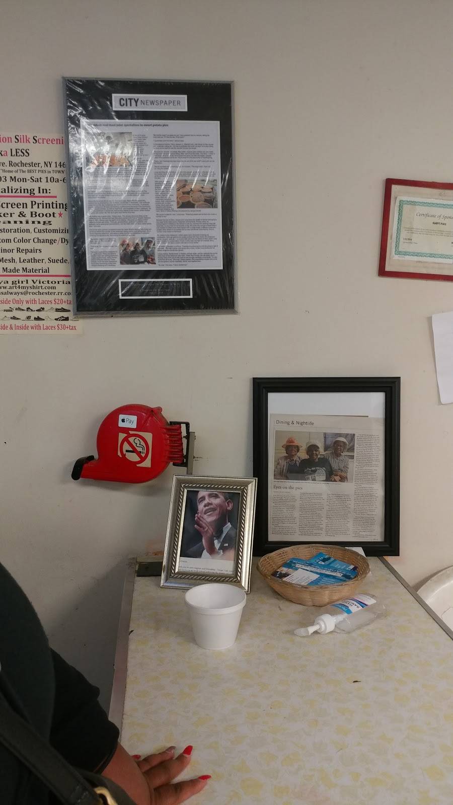 Gladys Place | restaurant | 171 Dr Samuel McCree Way, Rochester, NY 14611, USA | 5854344054 OR +1 585-434-4054